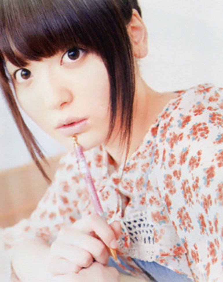 花澤香菜照片 24 49 Last Fm