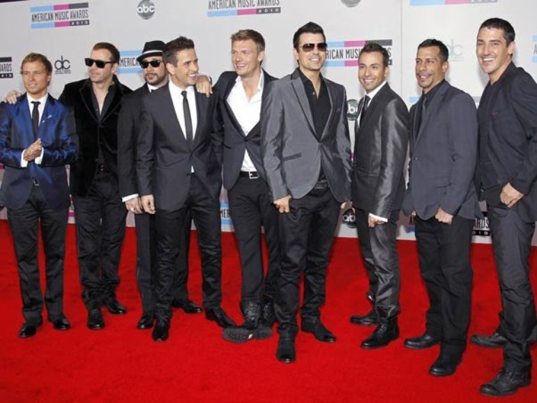 AMA 2010 Red Carpet