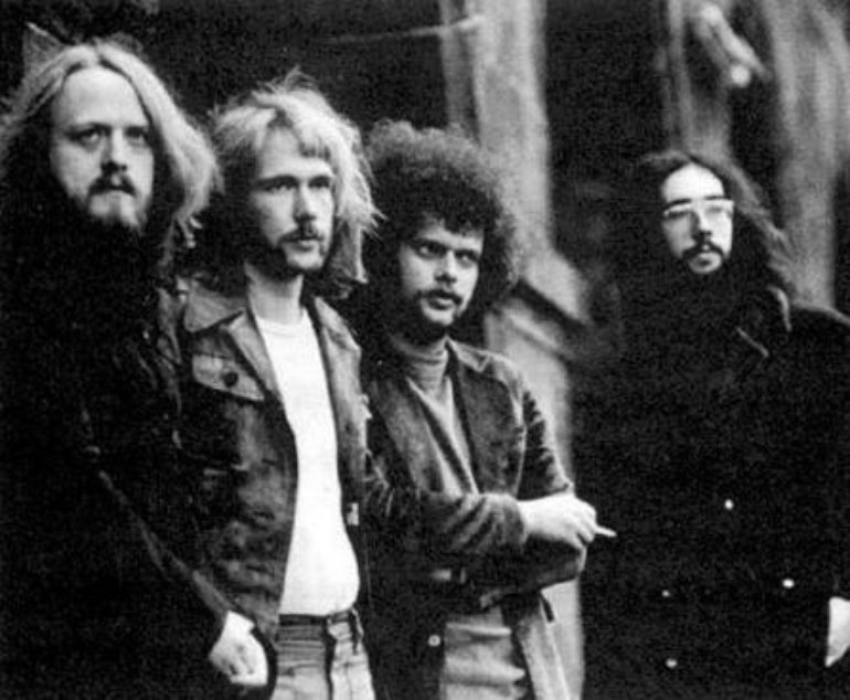https://lastfm.freetls.fastly.net/i/u/770x0/c986f7de5f9926ca6b9d6cc56b887db7.jpg