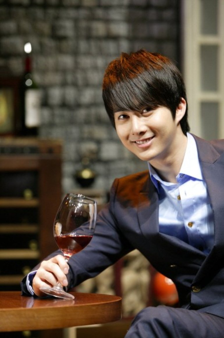 Kim Hyung Jun - Cafe In Ost