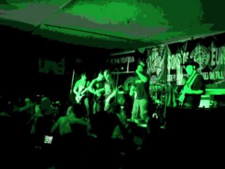 Moshpit we killed jah. Мошпит. Мошпит текст. Moshpit we killed jah. Мошпит текст.