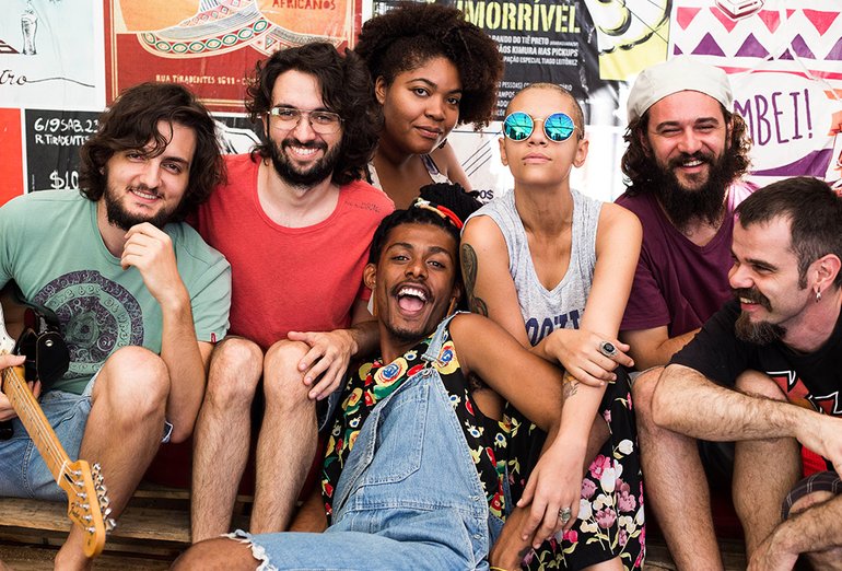 Liniker E Os Caramelows At New York City S Summerstage August 2017 Editorial Stock Image Image Of Parks Group 97437569