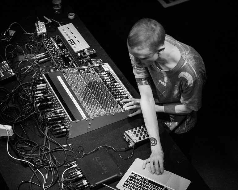 vladislav_delay