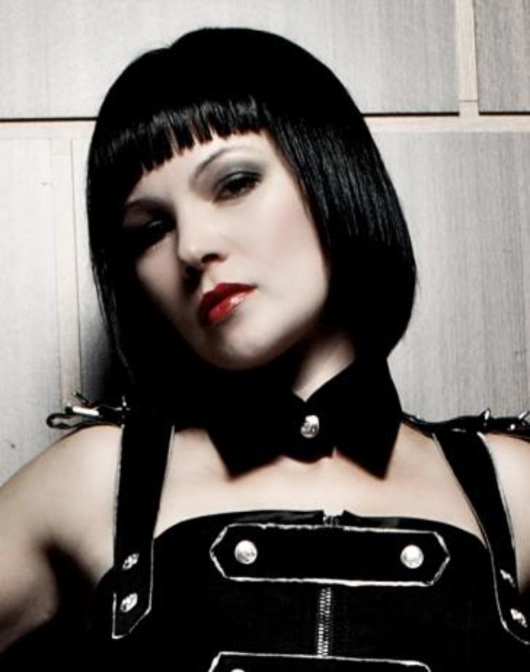 Mina harker. Mina harker певица. mina harker singer live. mina harker солистка биография.