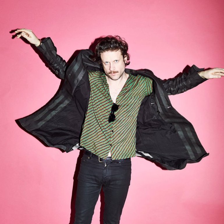 Father John Misty Photos 40 Of 145 Last Fm