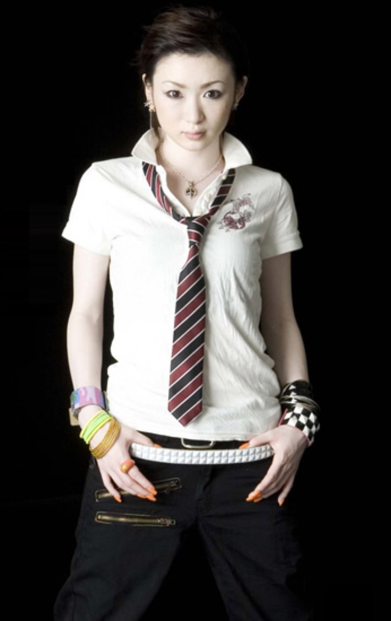 小坂りゆ Photos 8 Of 40 Last Fm