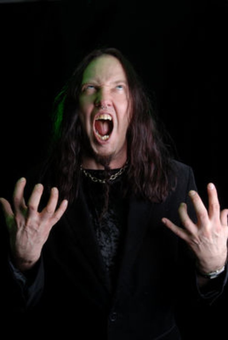 Warrel Dane