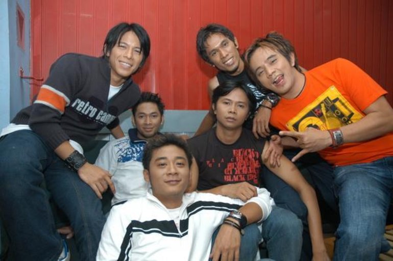 Peterpan Photos 6 Of 27 Last Fm Single pertama dari album ini adalah walau habis terang. peterpan photos 6 of 27 last fm