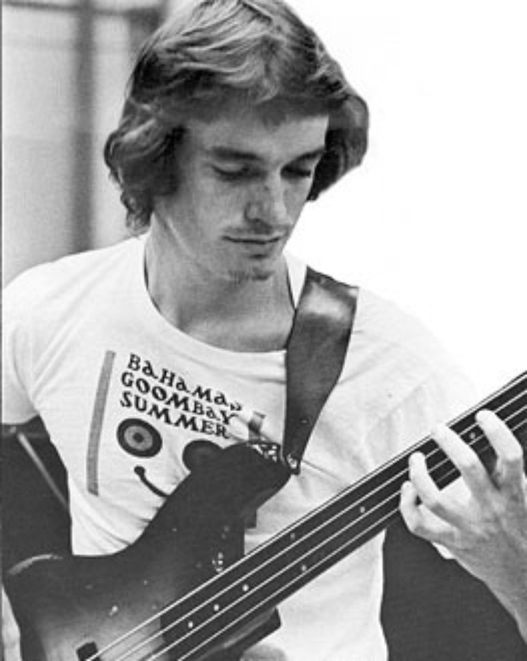 Jaco Pastorius Photos (8 53) |