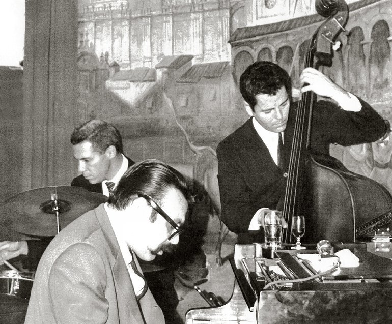 Vince Guaraldi Trio (1964)