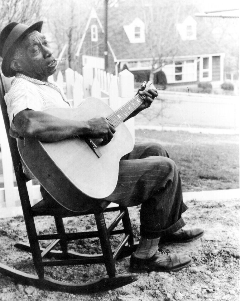 Mississippi John Hurt Photos (1 of 22) | Last.fm