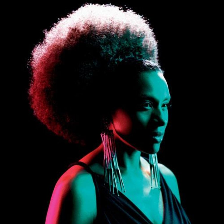 малия энджер. маленькие детки. Malia (singer) альбомы. Malia "black orchid". миль малия песня индийская.