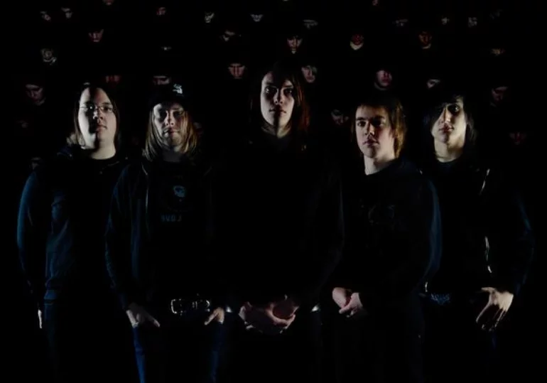 https://lastfm.freetls.fastly.net/i/u/770x0/e9575b6dbdc2487c975ee02760e429ee.webp#e9575b6dbdc2487c975ee02760e429ee