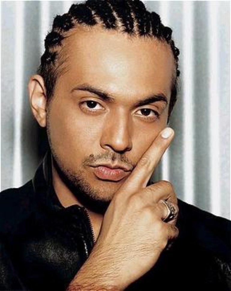  Fotografía de rostro completo del cantante Sean Paul.