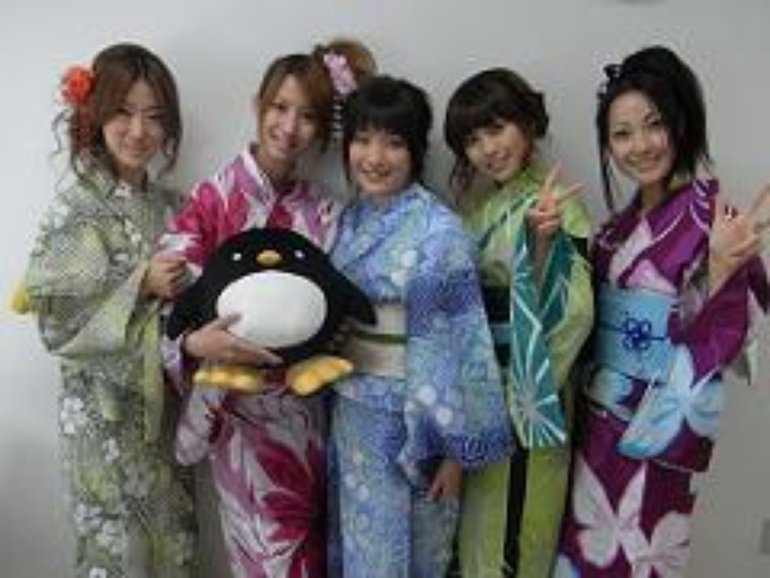 宮永 咲 植田佳奈 原村 和 小清水亜美 片岡優希 釘宮理恵 染谷まこ 白石涼子 竹井 久 伊藤 静 Photos 1 Of 1 Last Fm