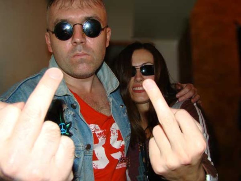 Павел анатольевич яцына. Красная плесень яцына. Группа красная плесень солистки. Павел петров красная плесень. Группа красная плесень солистки.