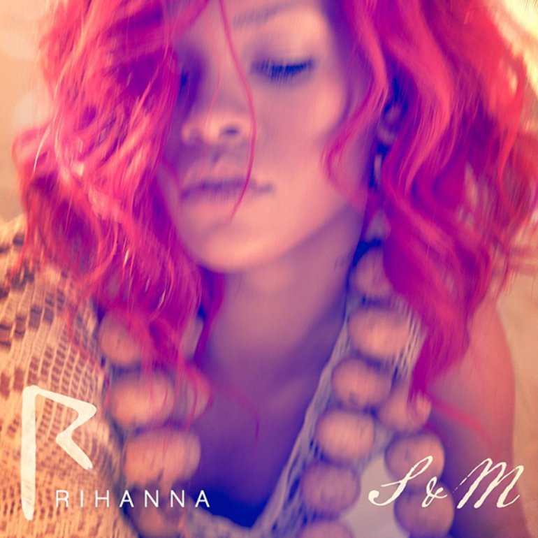 Résultat de recherche d'images pour "rihanna s&m cover single"