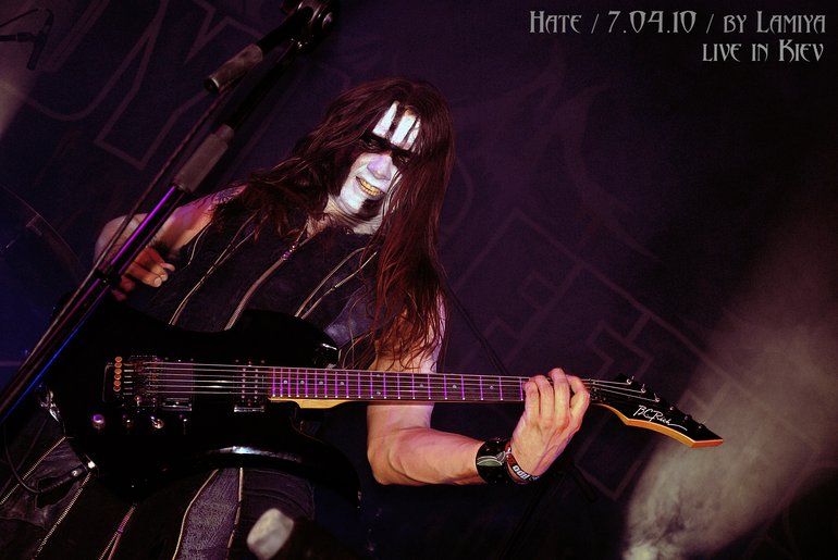 Live in Kiev / 7.04.10 / by Lamiya