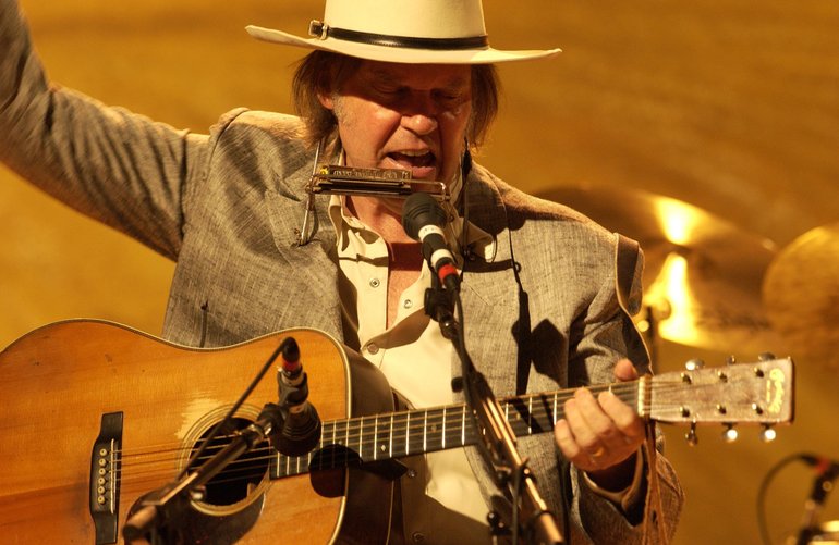 neil young spotify listeners neil young spotify listeners