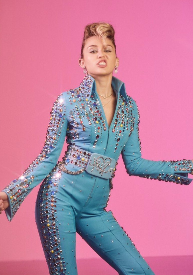 Miley Cyrus Photos (1154 of 4607) | Last.fm