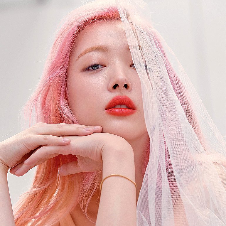 Sulli Photoshoot