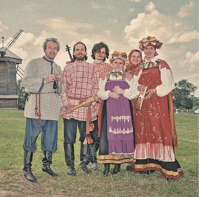 Ансамбль улицы. Ансамбль улиц. Ансамбль улицы. Липецк фольклор. Фольклорный ансамбль благодать тульского колледжа им даргомыжского.