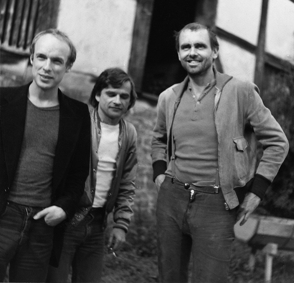 Cluster group. Brian Eno. Brian Eno 1977. Cluster группа. Brian Eno Moebius Roedelius.