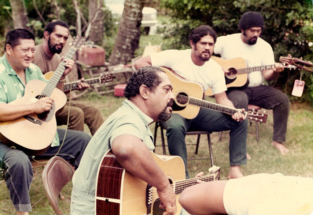 Hula O Makee Lyrics Chords By Cyril Pahinui tablyrics