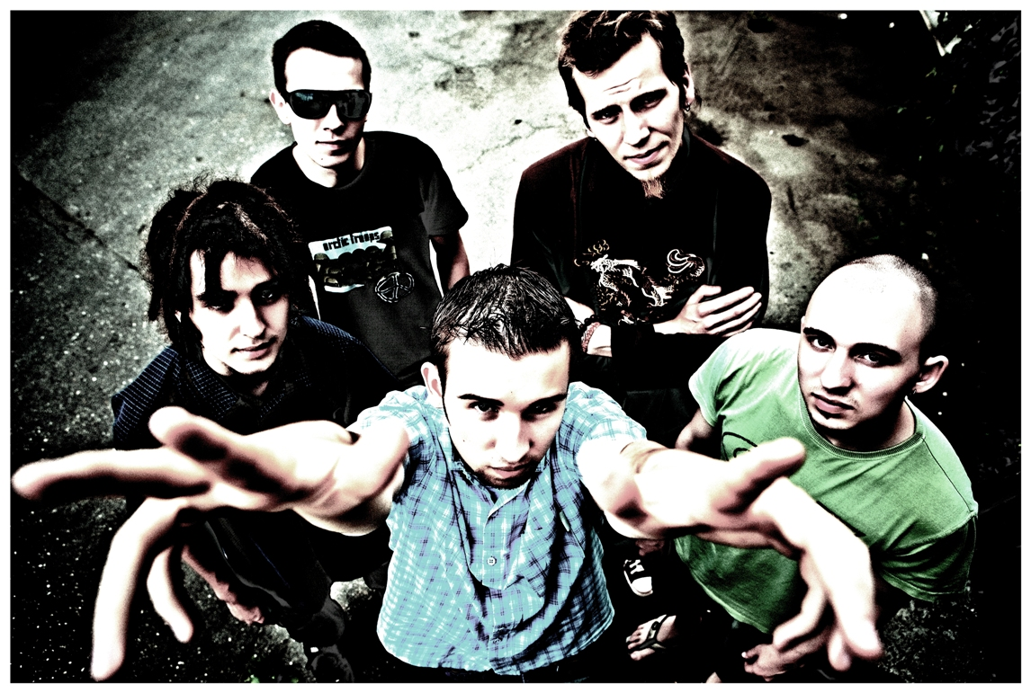 Наггетсы в форме сердца. Стрипсы куриные чикен. Наггет киндергартен. Шепоток на потерянную вещь. Найти потерявшего наггета.