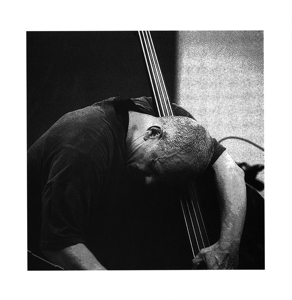 Ist peter. Баса и Питер. Peter Kowald Double Bass. Peter Bass. Peter Kowald постеры.