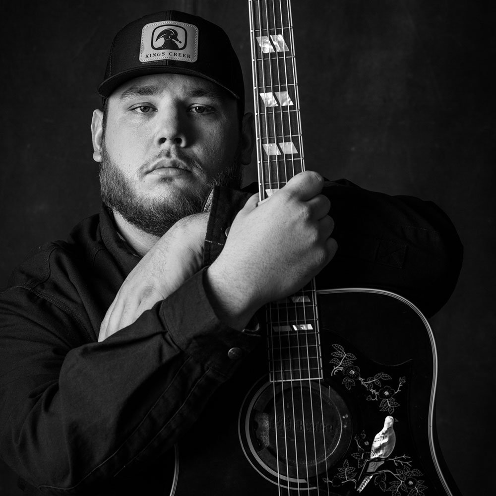 Luke Combs Photos (8 of 41) Last.fm
