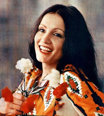 Qaynona kuyovini sikibdi