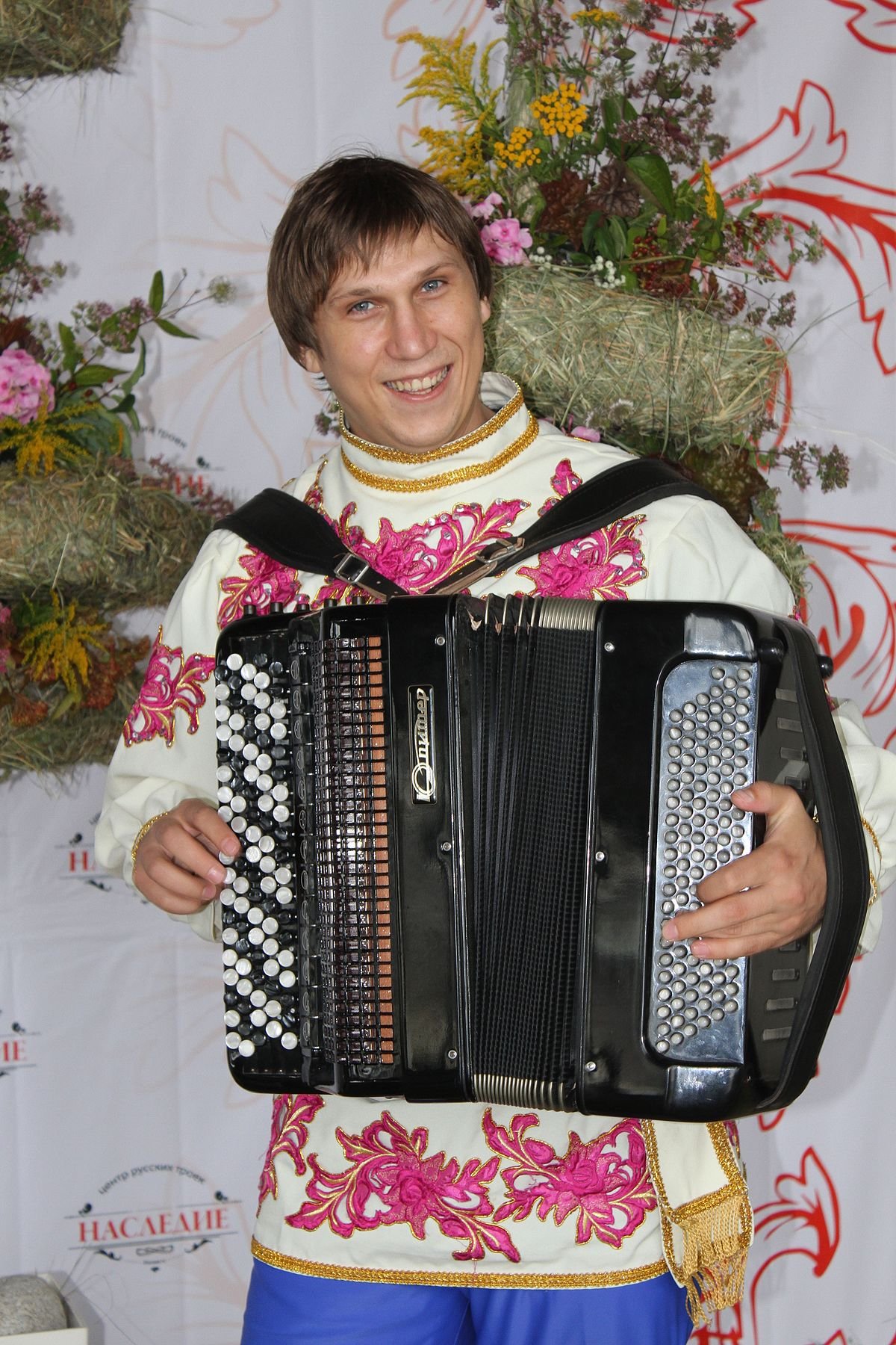 Петр матреничев биография и личная жизнь
