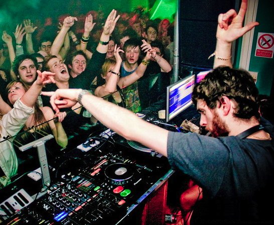 Lee Mortimer Profile Picture