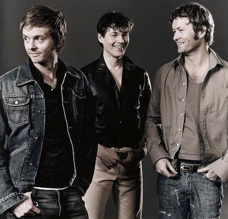 A-ha 1985. Аха вельвет. Аха вельвет. Группа a-ha 2022. Аха вельвет.