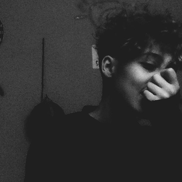 Grunge Boy Hair in Black to White