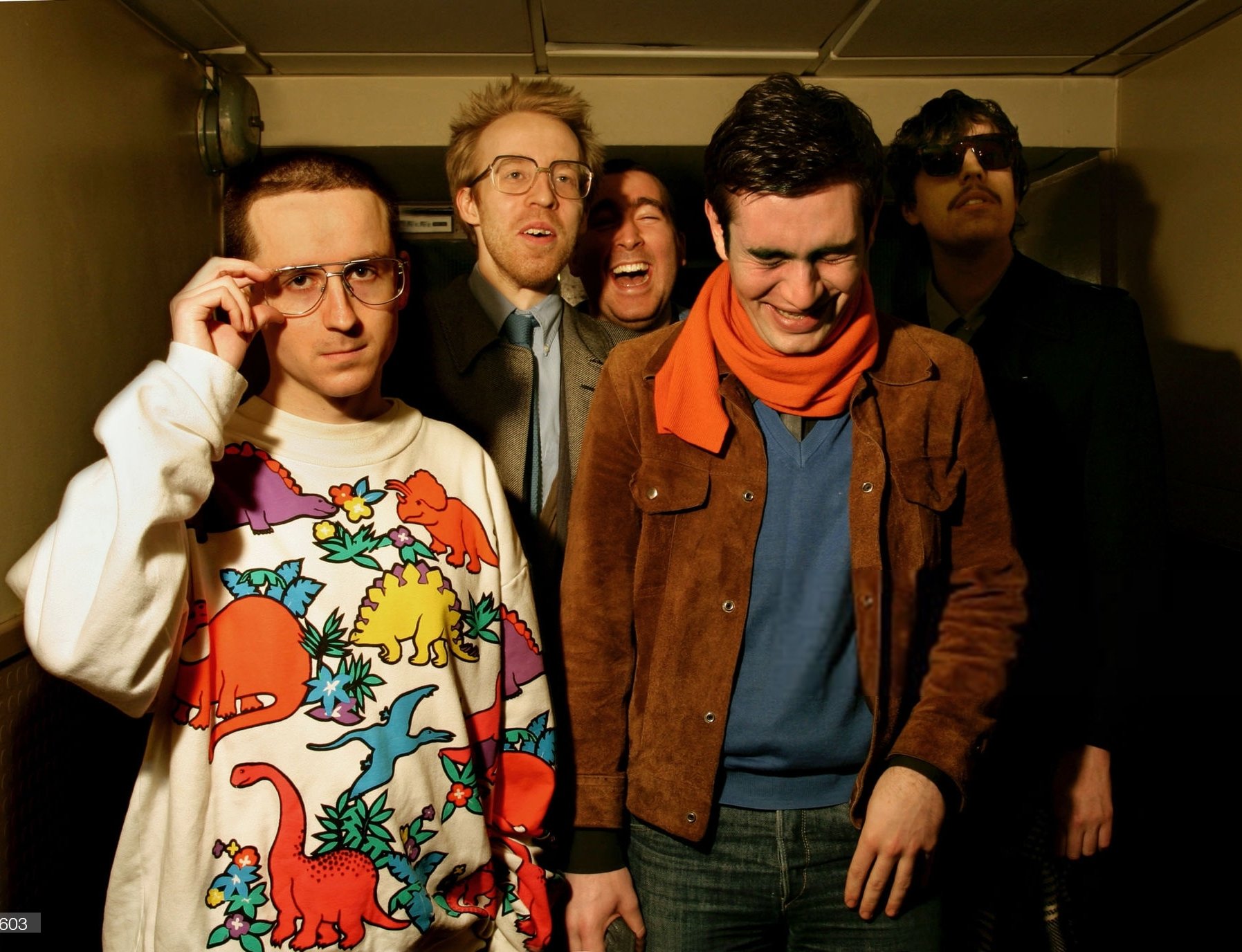 Hot chip - latenighttales. Hot chip head. Hot chip made in the dark. Hot chip band. Hot chip head.