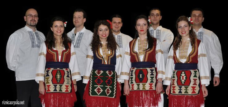 музыкальный сербский коллектив. сербские певицы старые. выступления 2012. группа сербия. сербы современные.