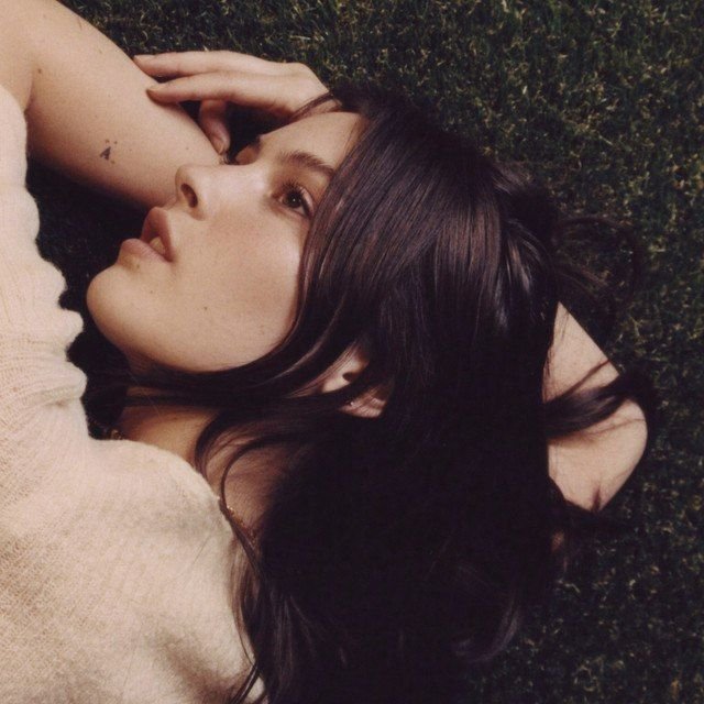 Gracie abrams album cover. Цитаты из песни gracie abrams. Gracie abrams. Песня that s so true gracie abrams. Gracie abrams.