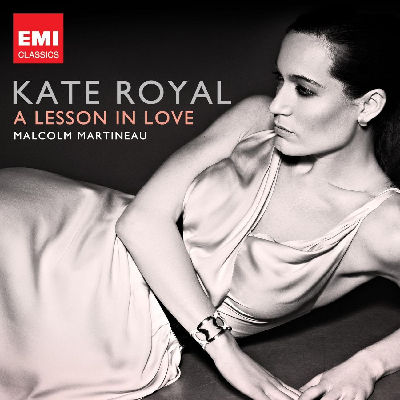 Джуниор на английском. День рождение королевы елизаветы 2. Royal lessons. Royal lessons. Hb-rmy001.