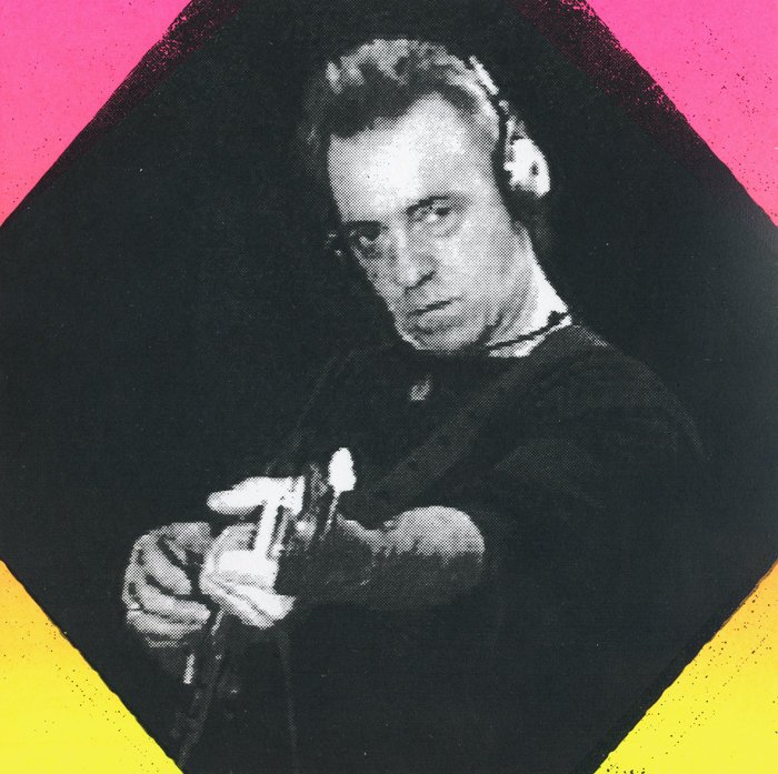 мамаша мммм. Mmm mama. объятия мамы и ребенка. Mmm mama. счастливая мама с ребенком.