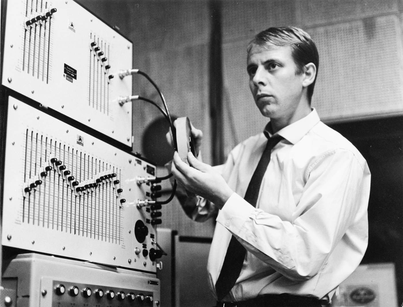 Karlheinz Stockhausen albums and discography Last.fm