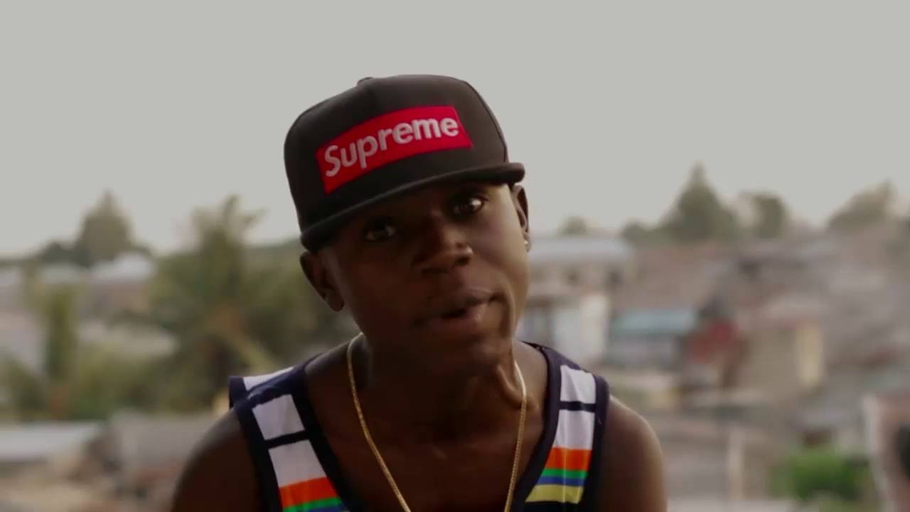 Yg my nigga. Магшот рэперов. Нигга песни. Kurupt рэпер. Hood nigga with a golden chain.
