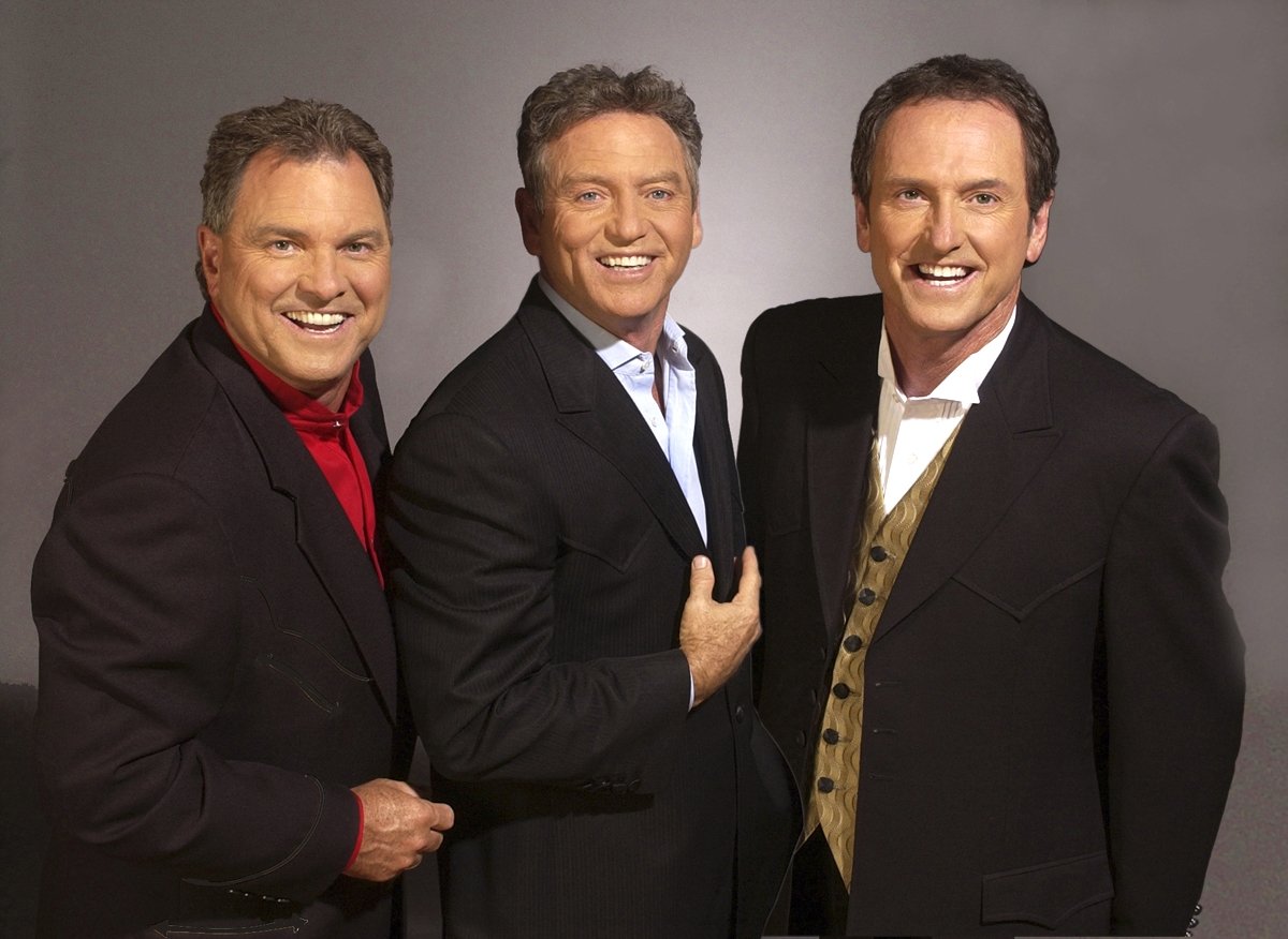 Ларри сандерс. Ларри сандерс. Ларри и лулу. Ларри спотлайт 2 класс. Берни сандерс 2022.