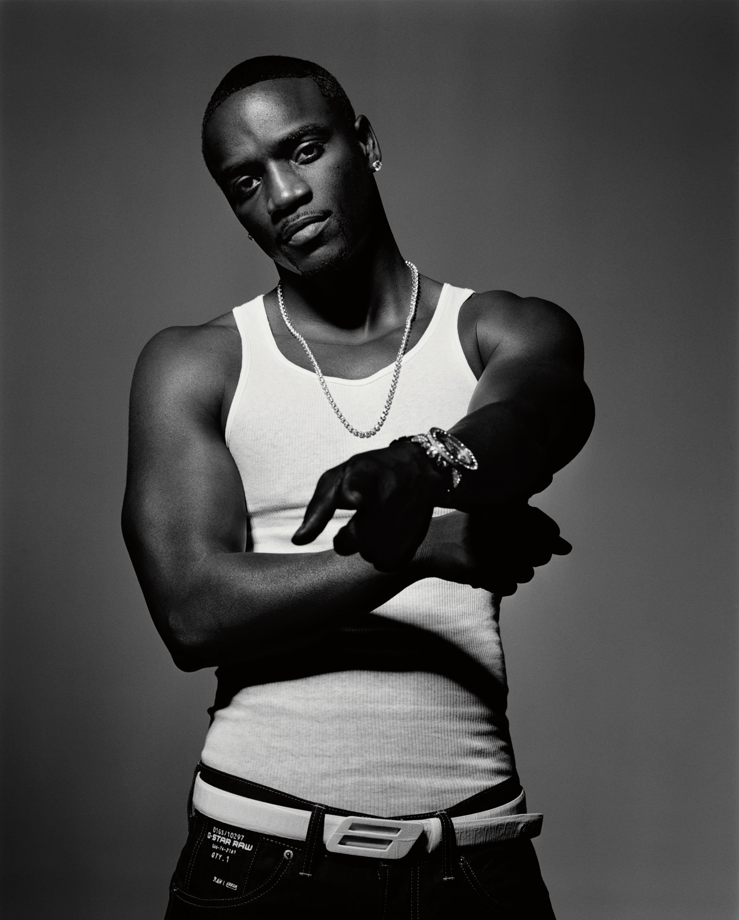 Akon Biography Net Worth And Career Experimente A Emo o Do Jogo Com 