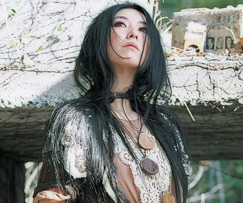 天野月子 年齢、出身、バイオグラフィー | Last.fm