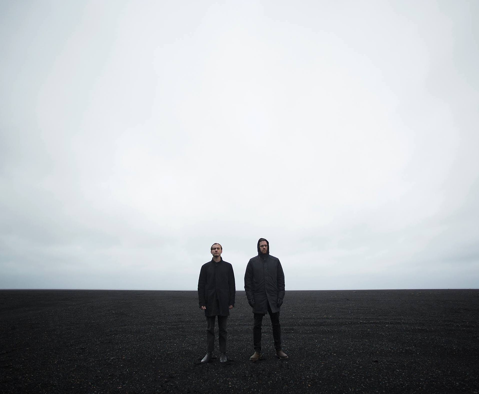 Hide me песня. Hide &amp; seek. Dream about you. Bjarla обложка. Hide песни.