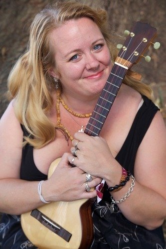 Debbie Davis music, videos, stats, and photos