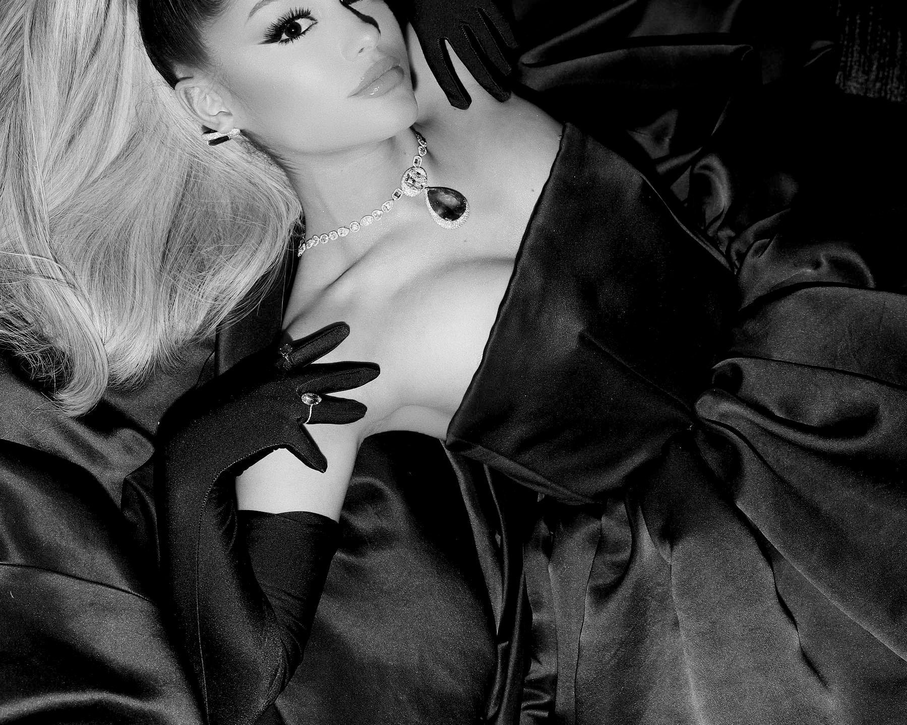Ariana Jolie