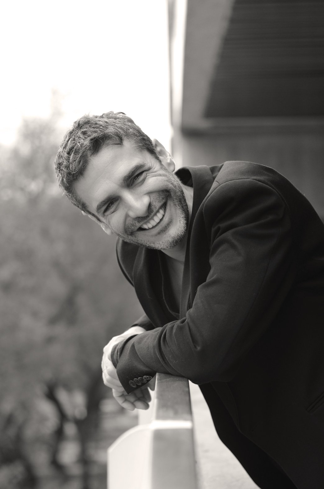 Скалолазы туристы. Парень ржет. Храбрый парень. Экстремальные виды спорта. Модель кейси кристофер.